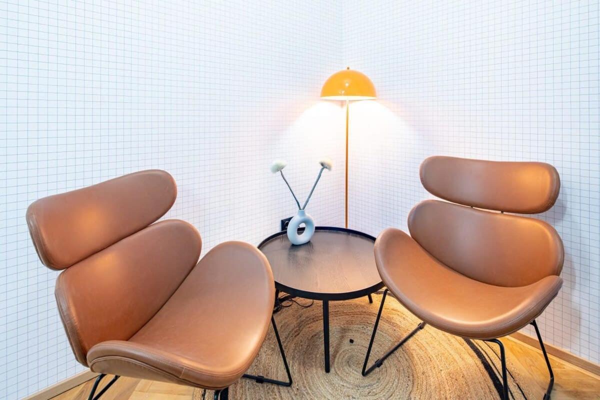 - Quiet Sleep For Solo Traveller Apartment
